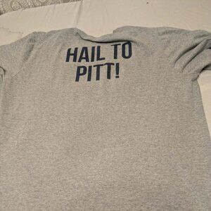 The Gold Pitt Scholar Gray Men's 2XL Short Sleeve Tee. Graphics on Both Sides